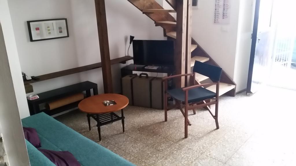 شقة La Discesa Di San Camillo كاتانيا المظهر الخارجي الصورة